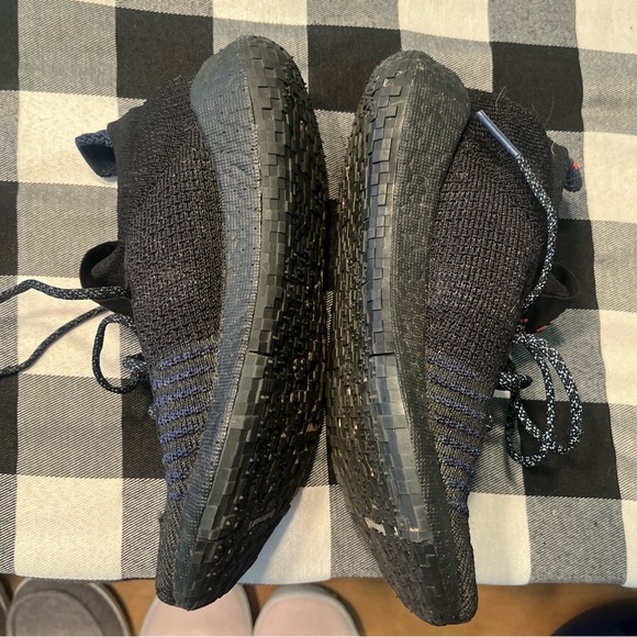 Adidas PulseBOOST HD - rarely worn, size 6 - Picture 5 of 5